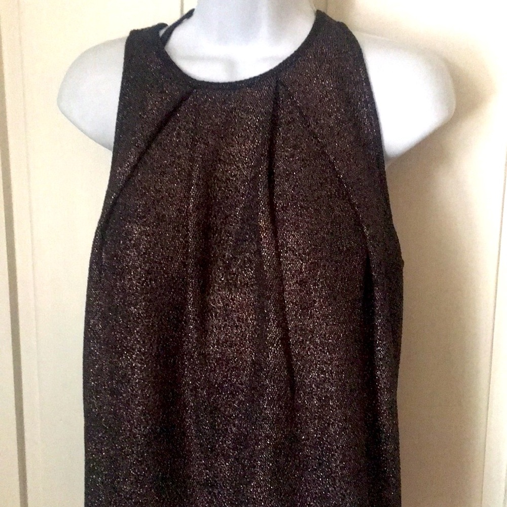 She +sky top black size small